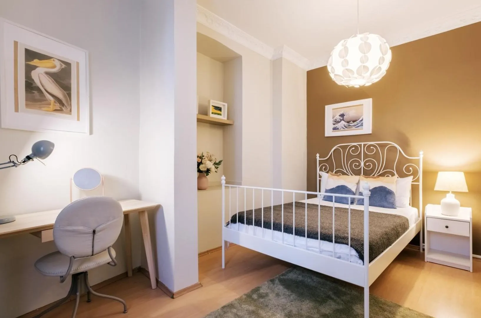 Central Flat W Balcony Near Vibrant Istiklal Stambuł 0*,