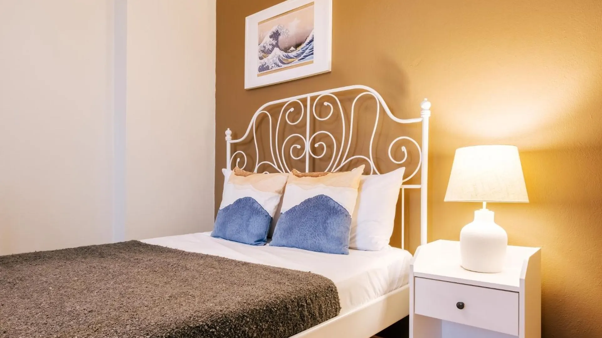 Apartment Central Flat W Balcony Near Vibrant Istiklal Istanbul