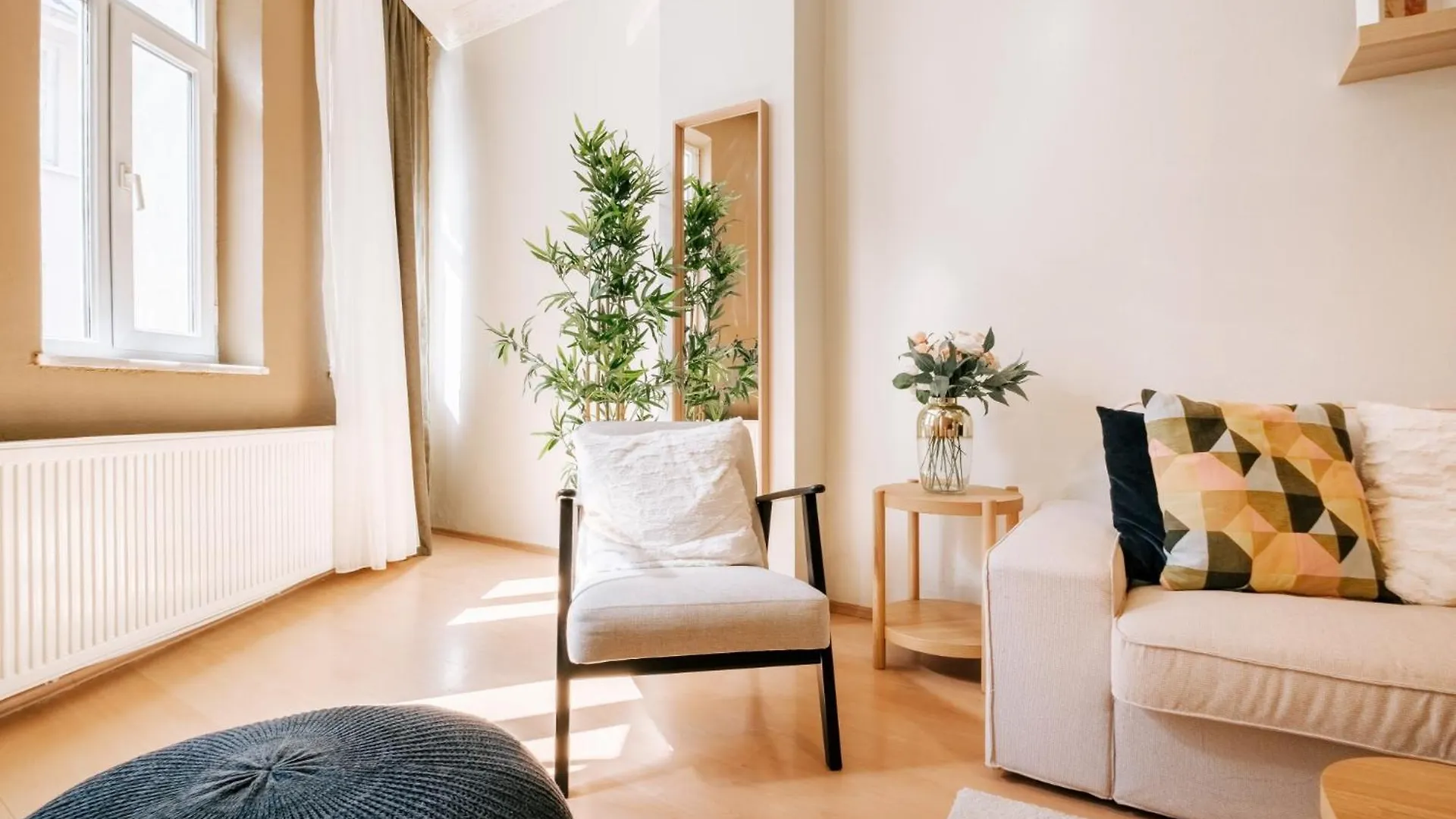 Apartment Central Flat W Balcony Near Vibrant Istiklal Istanbul Turkey